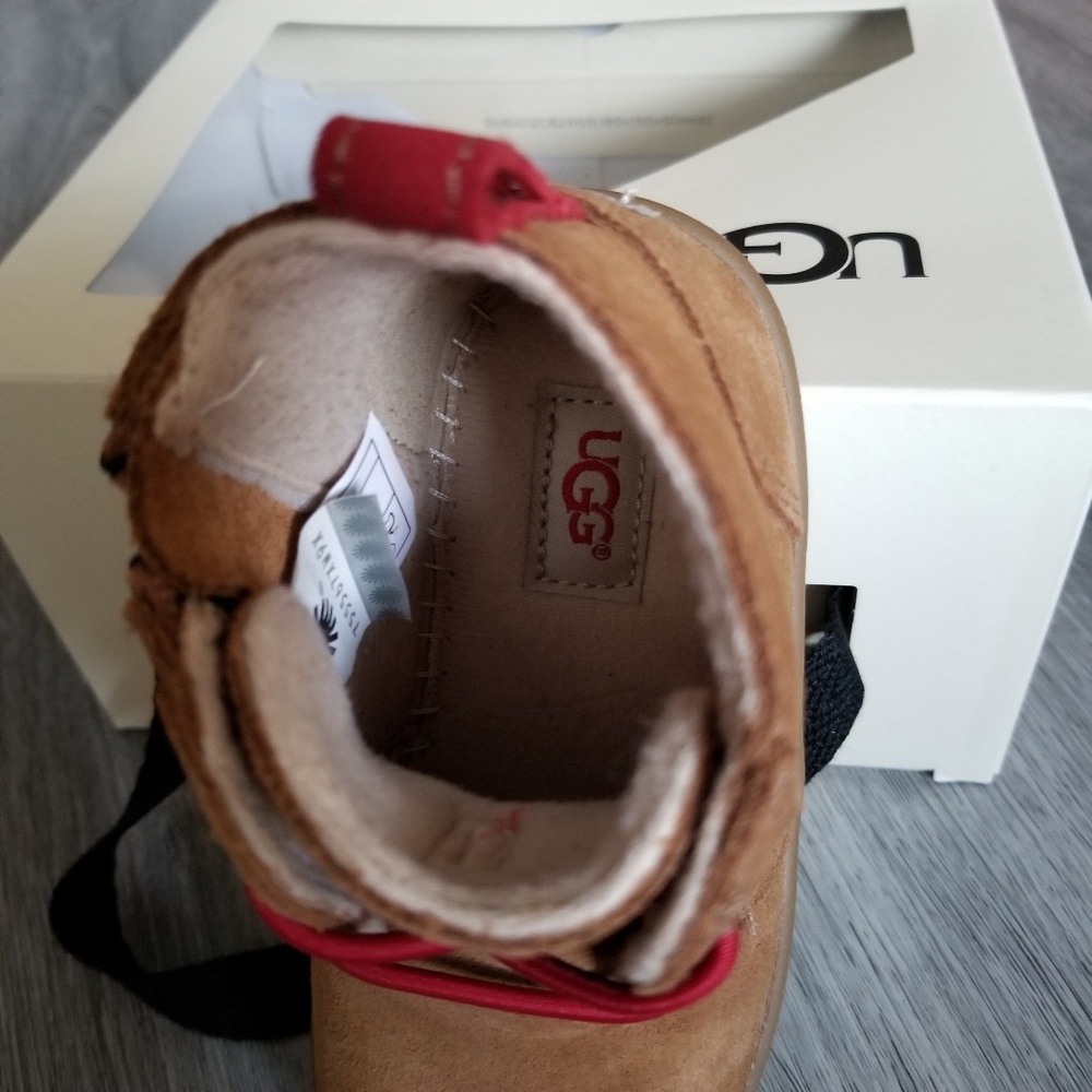UGG Toddler Kristjan Chukka. - Picture 6 of 8